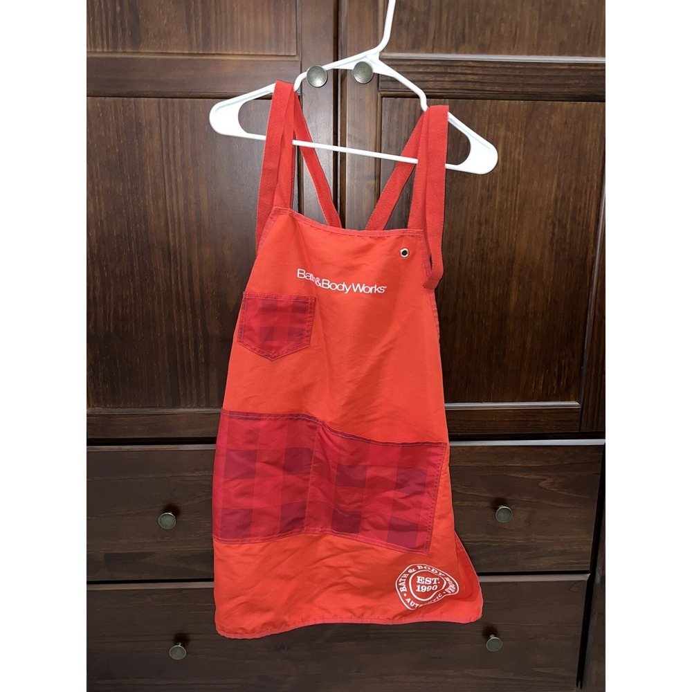 BATH & BODY WORK STORE APRON-Red Gingham Great Quality